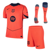 Barcelona
Extérieur Troisième
Maillot
Tenue (Maillot+Short+Chaussettes)
2025/26
Orange