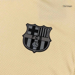 Barcelona 
 Extérieur 
Maillot 
Tenue (Maillot+Shorts+Chaussettes) 
2025/26 
 
 Jaune&Noir