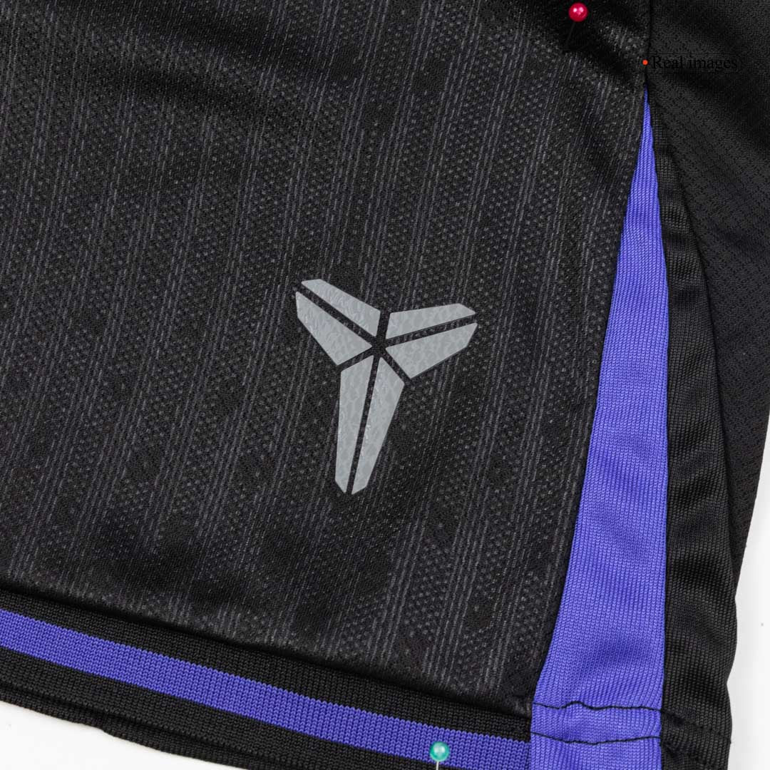 Barcelona 
 Extérieur 
Maillot 
Tenue (Maillot+Shorts+Chaussettes) 
2025/26 
 
 Jaune&Noir